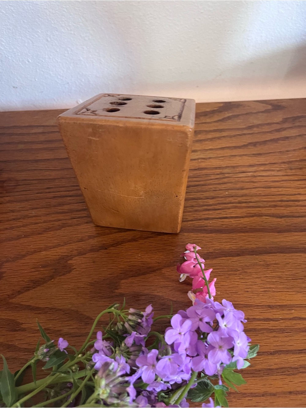 Vintage curved wood block pen holder - Picture 5 of 6